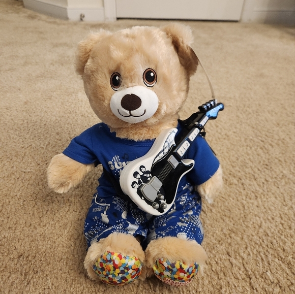 2022 Build A Bear Happy Birthday Brown Bear Plush Jonas Brothers 15" BAB  #W - Picture 1 of 2